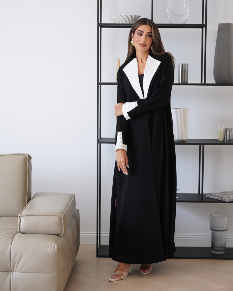SHE635 - Image 3